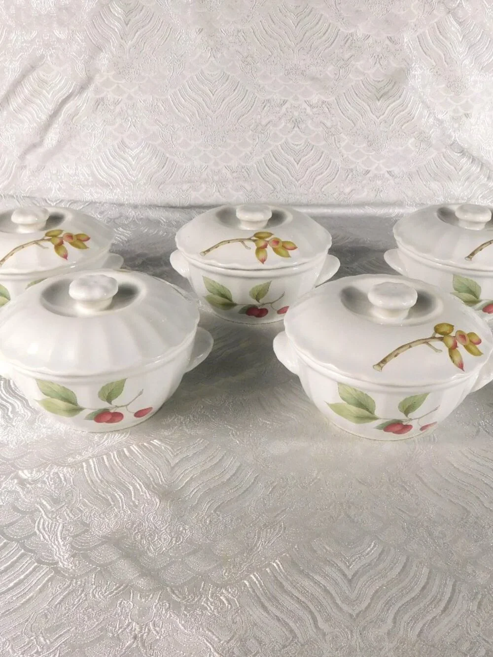 Set of Five Mikasa Belle Terre Individual Casserole Dishes with Lids # 27808